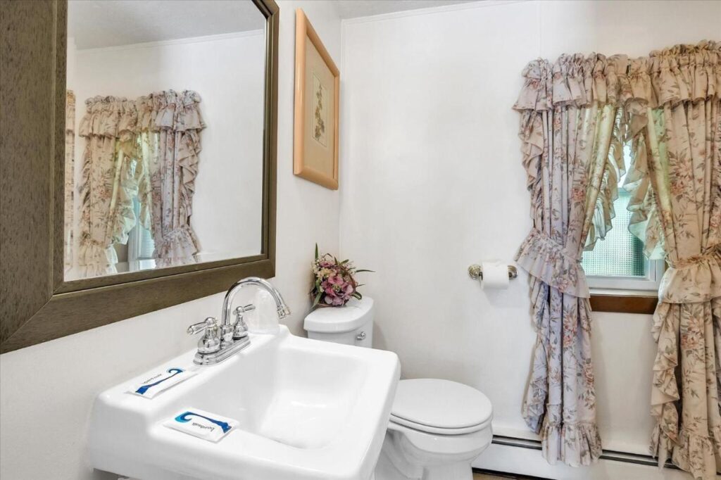 Williamston Inn - Image 2