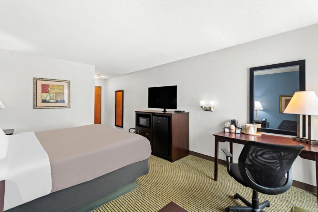 Quality Inn Dry Ridge - Image 3