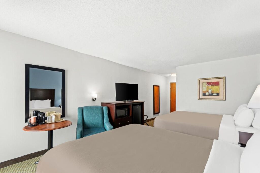 Quality Inn Dry Ridge - Image 5