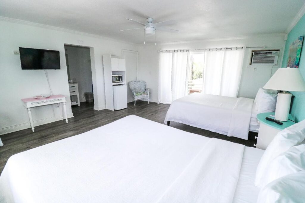 Drop Anchor Resort & Marina - Image 4