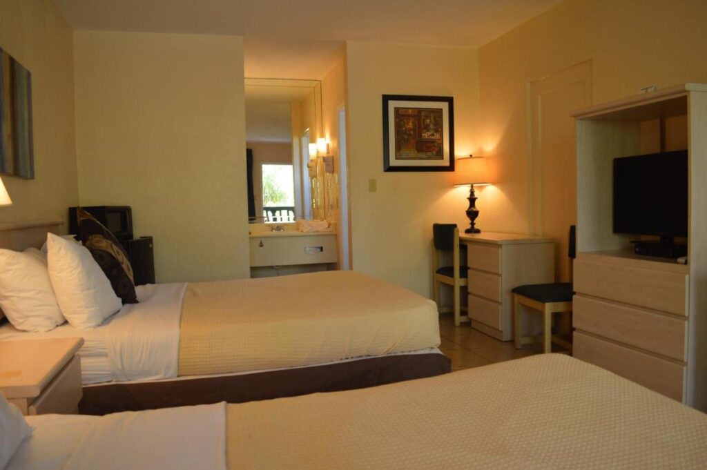Ft. Lauderdale Beach Resort Hotel - Image 2