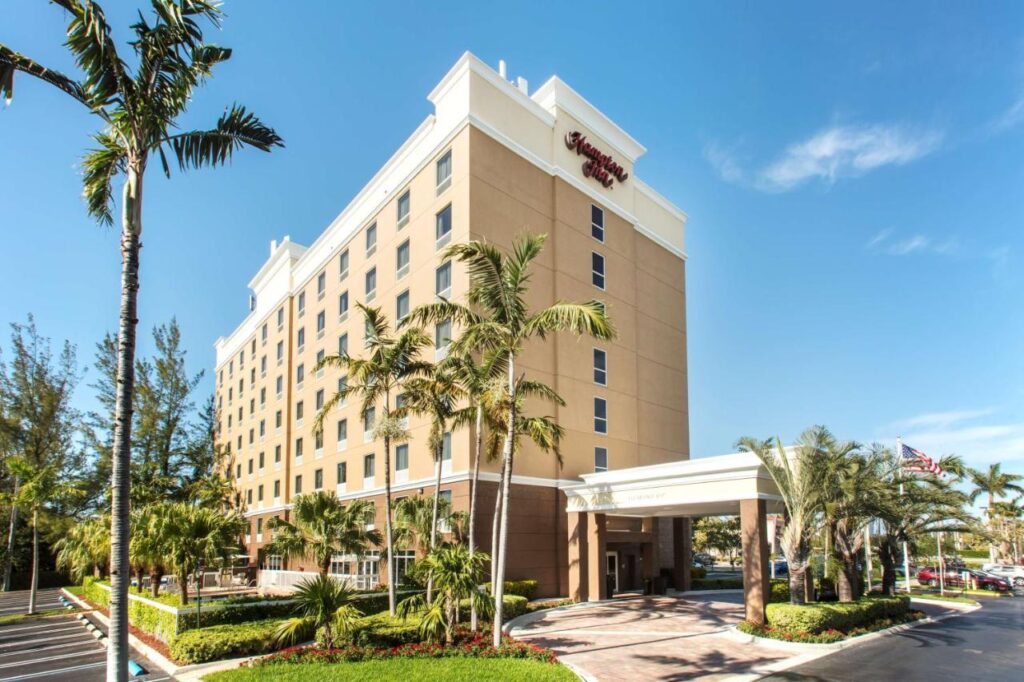 Hampton Inn Hallandale Beach-Aventura - Image 1
