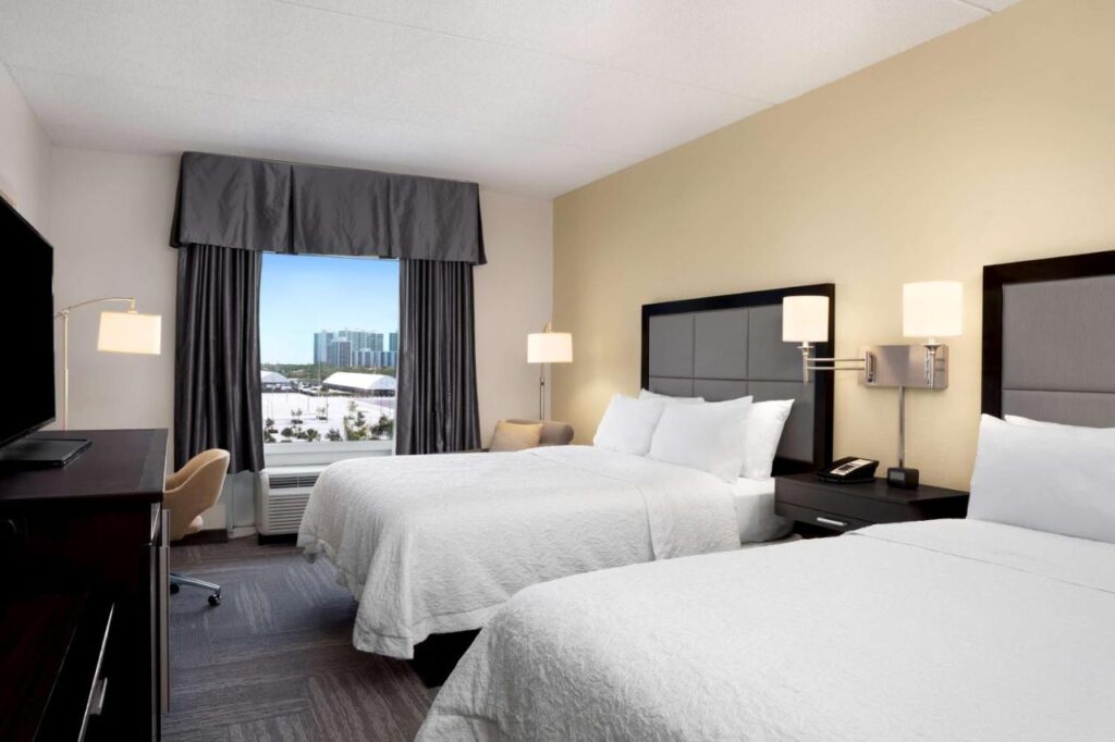 Hampton Inn Hallandale Beach-Aventura - Image 3