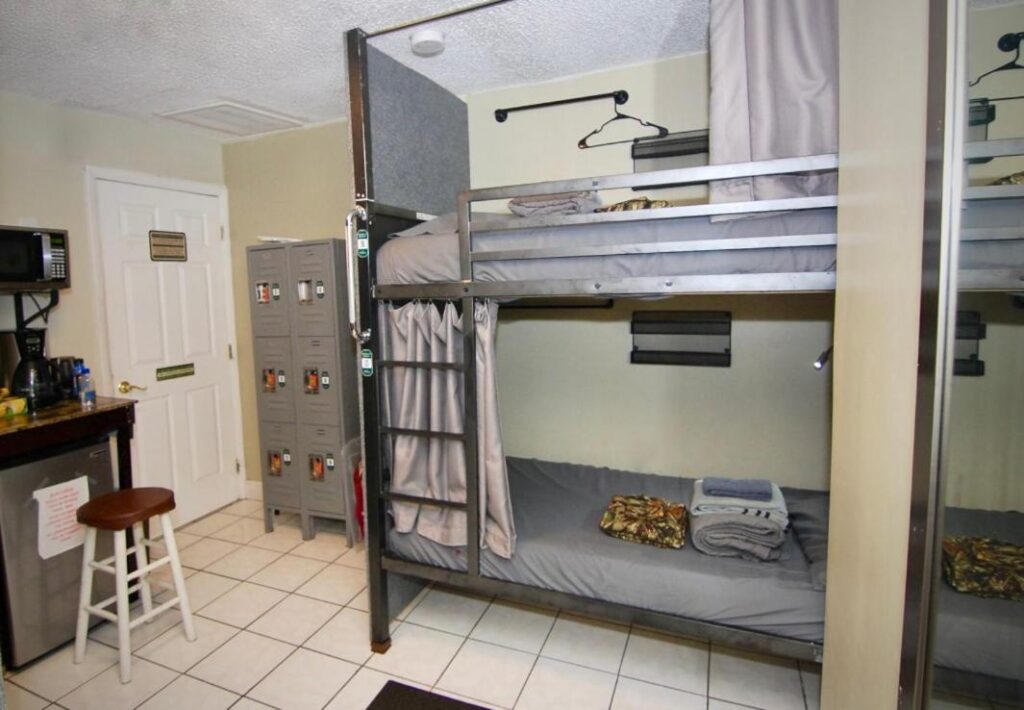 Sheridan Hostel - Image 2