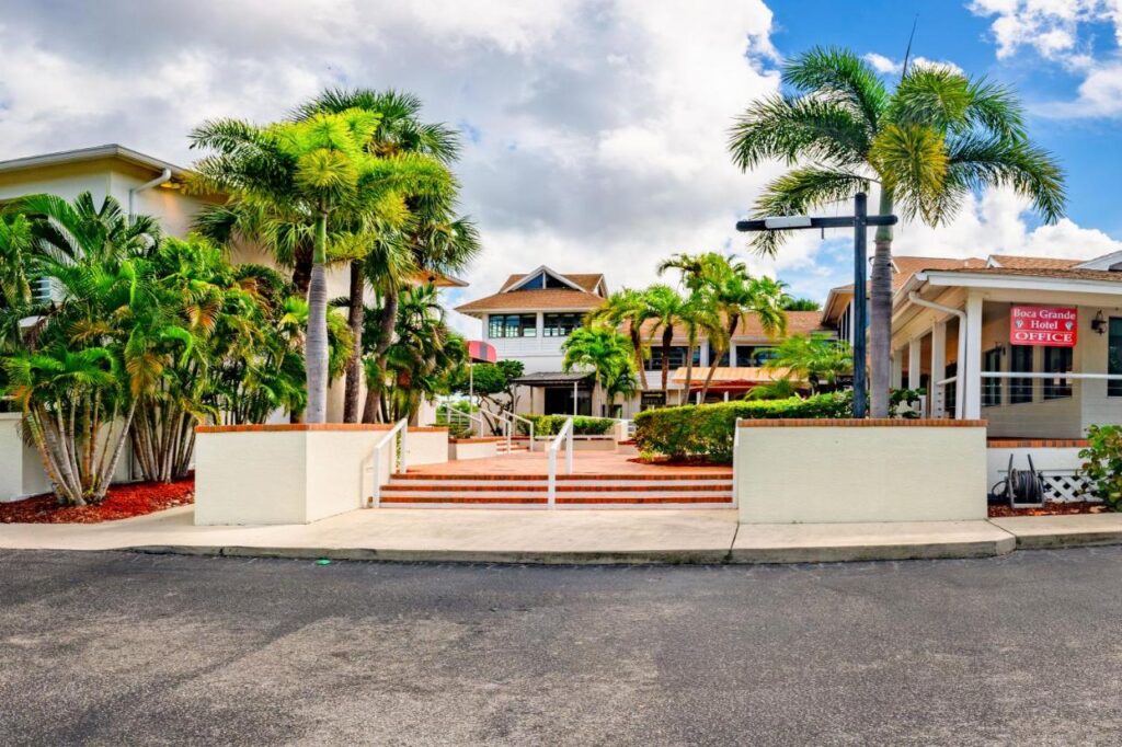 Boca Grande Hotel - Image 1