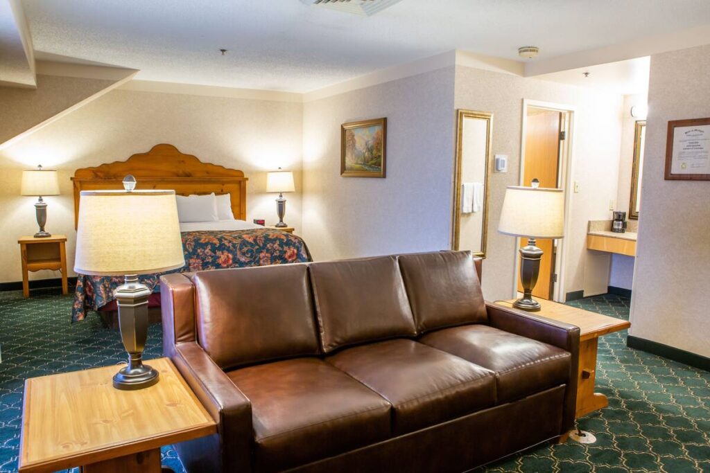 Bavarian Inn Lodge - Image 6