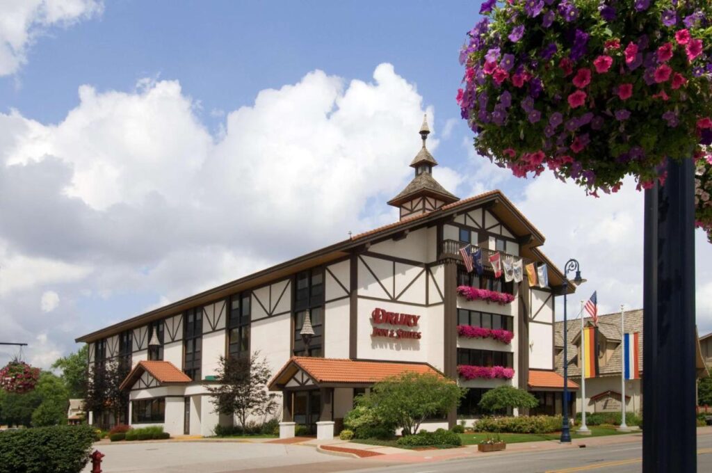 Drury Inn & Suites Frankenmuth - Image 1