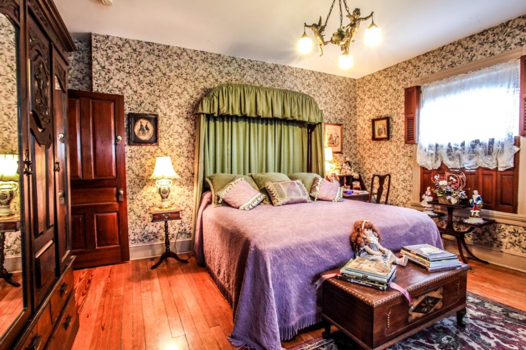 Hollerstown Hill Bed and Breakfast - Image 6