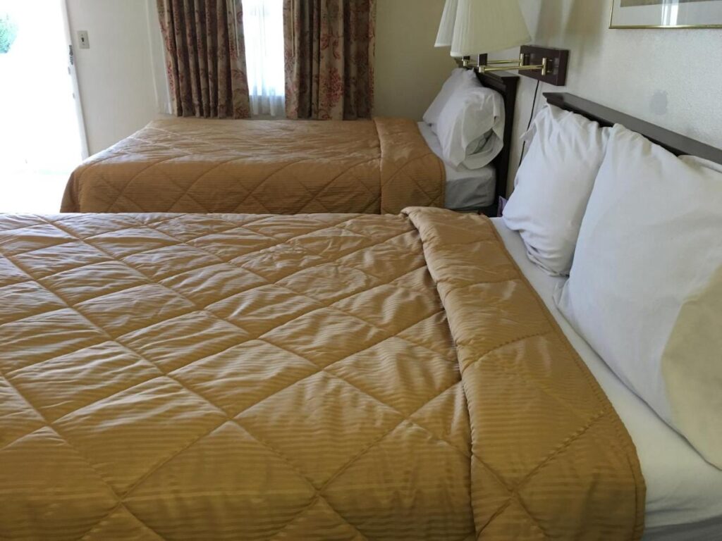Red Carpet Inn - Gettysburg - Image 4