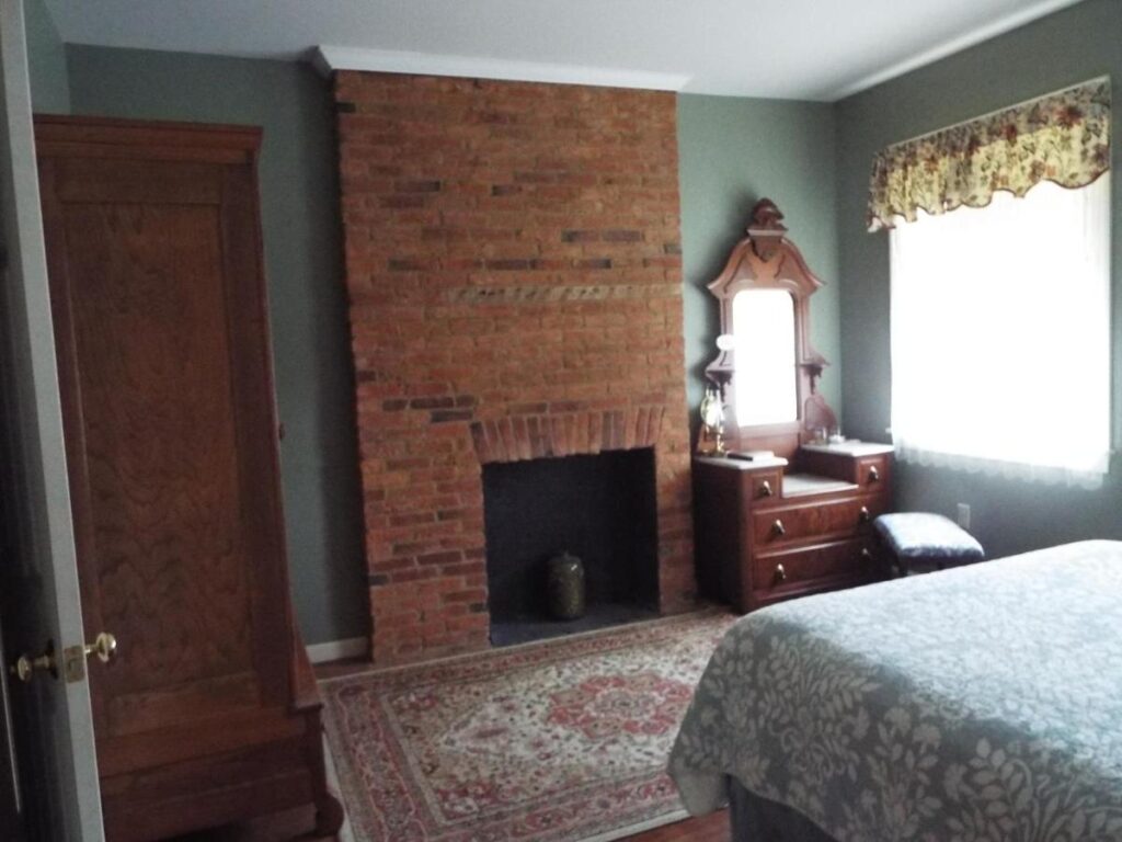 The Tillie Pierce House Inn - Image 5