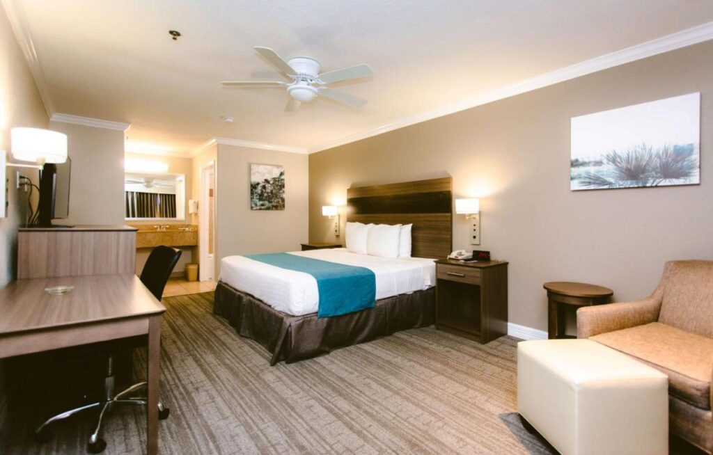 Best Western Pearland Inn - Image 3