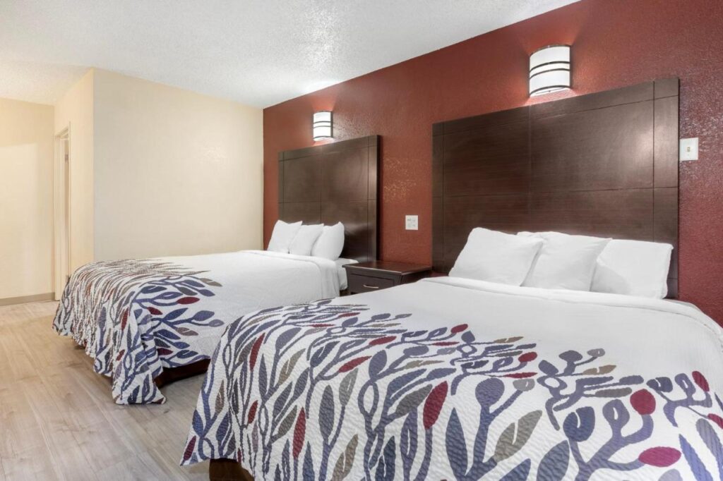 Red Roof Inn La Marque - Image 2