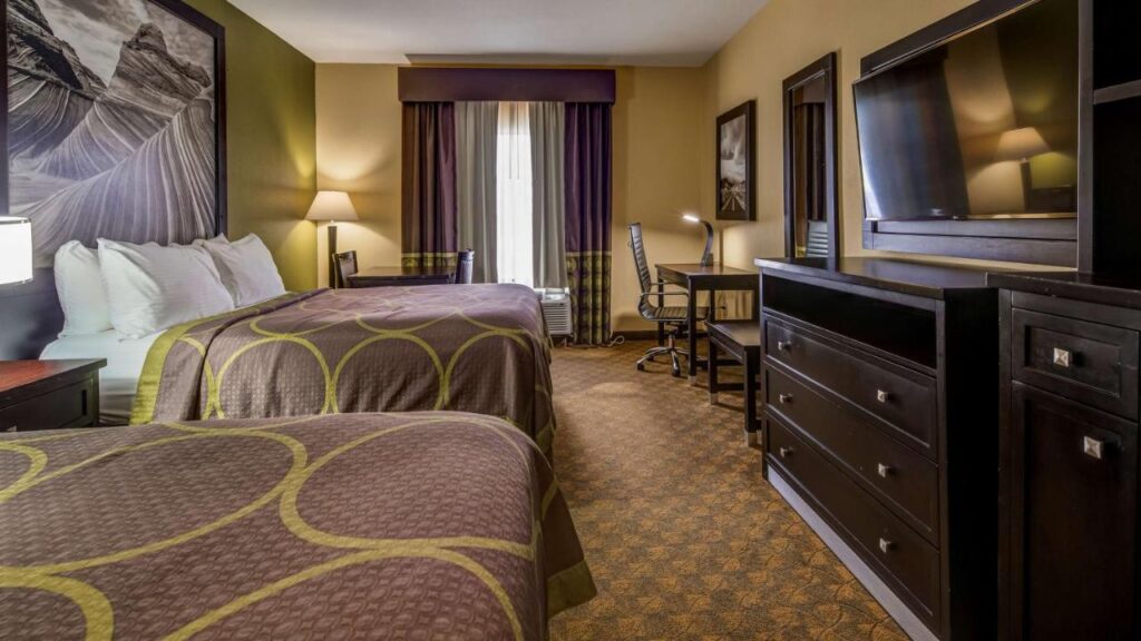 SureStay Plus Hotel by Best Western Alvin - Image 3