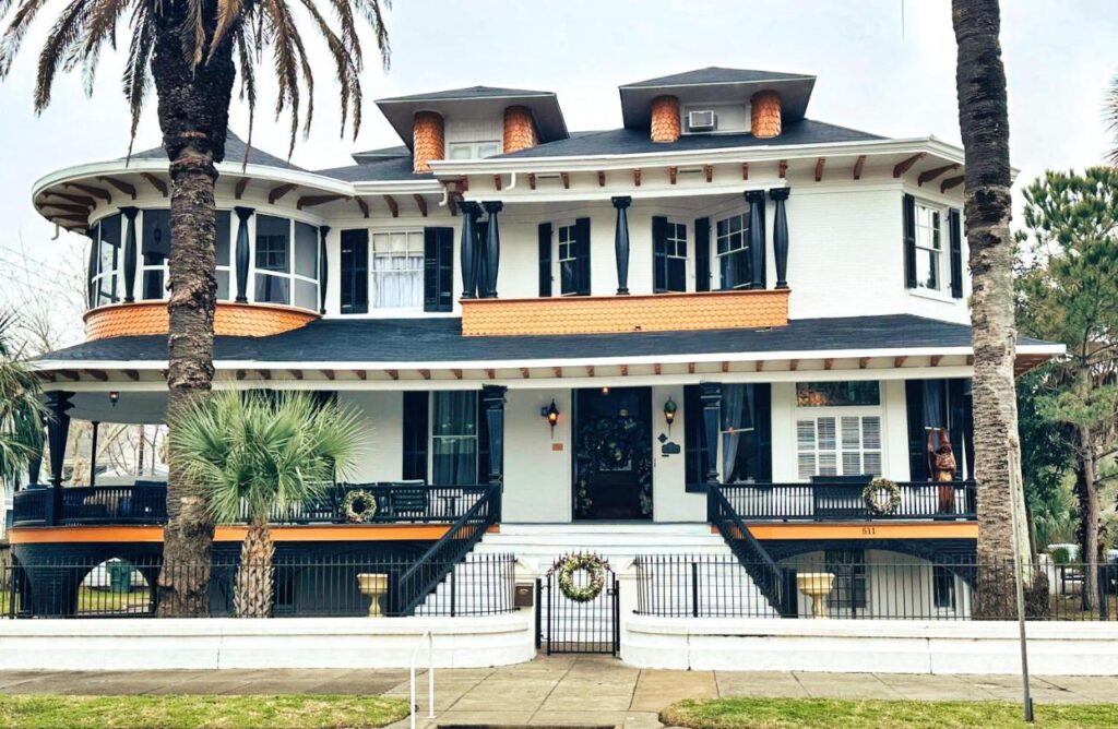 The Mansion on 17th, formerly Schaefer Haus - Image 1