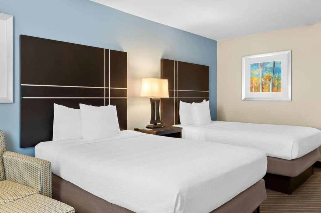 Best Western Newport Inn - Image 4