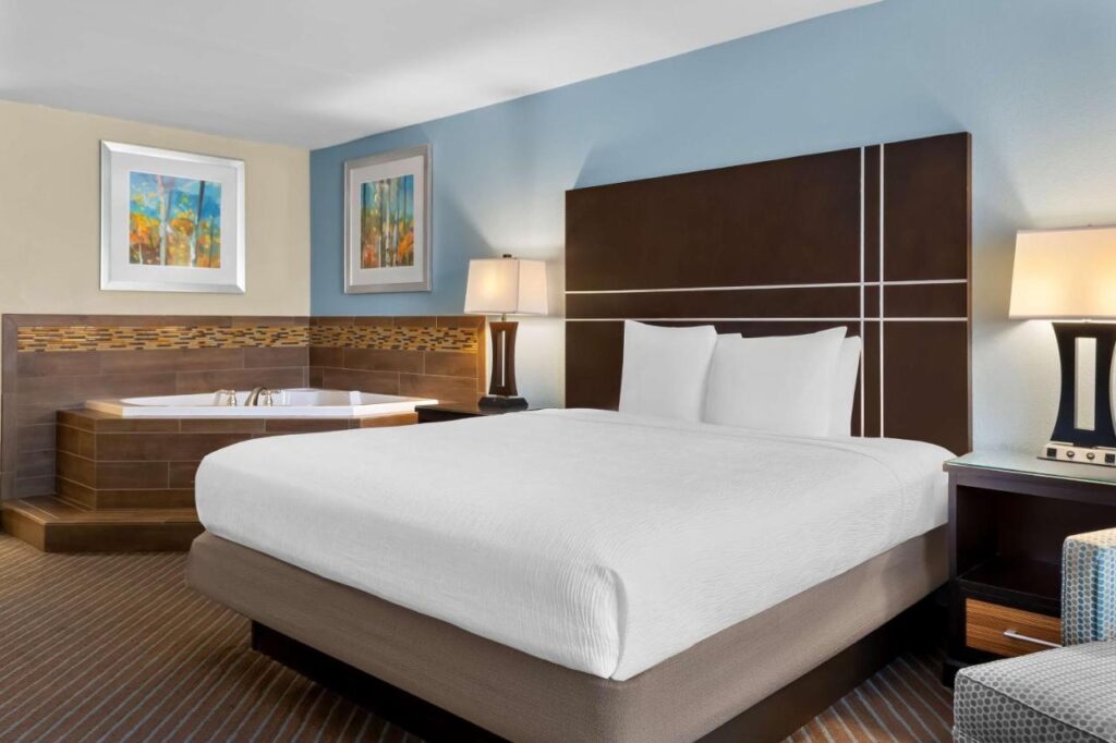 Best Western Newport Inn - Image 6