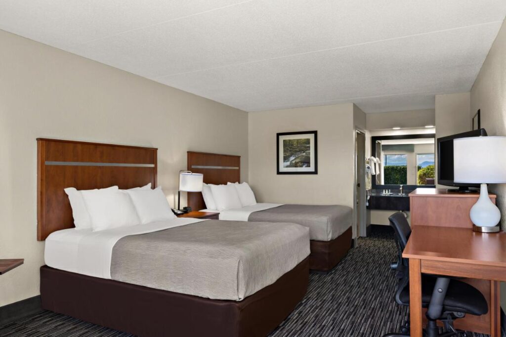 Quality Inn Dandridge - Image 4