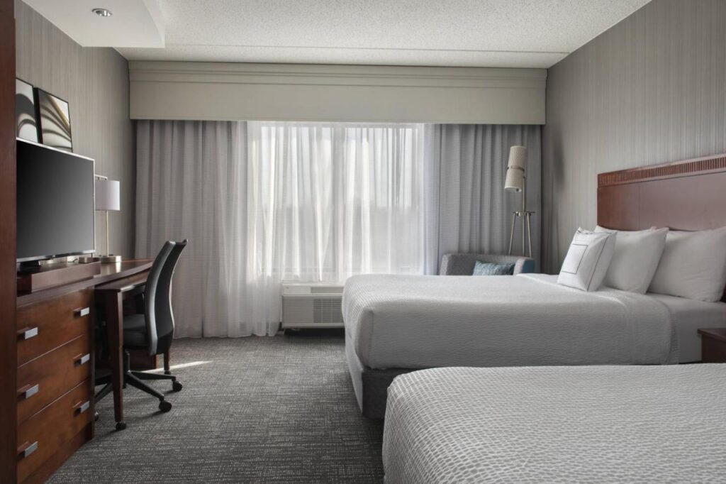 Courtyard Fort Meade BWI Business District - Image 4