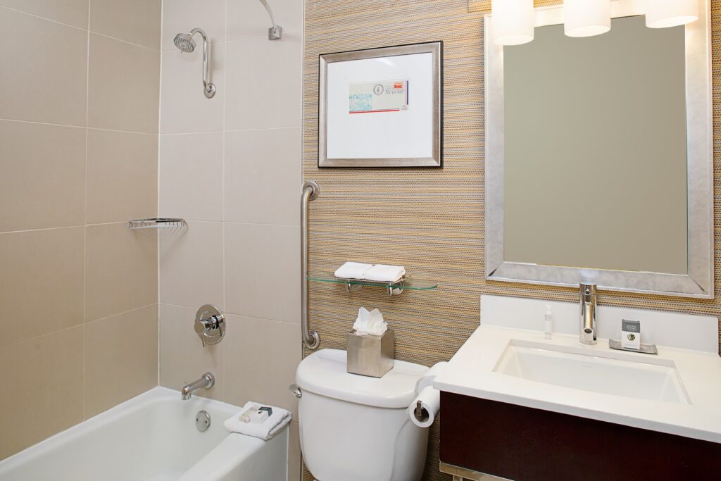 DoubleTree by Hilton Baltimore - BWI Airport - Image 6