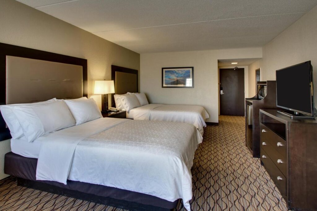 Holiday Inn Express Baltimore BWI Airport West by IHG - Image 4