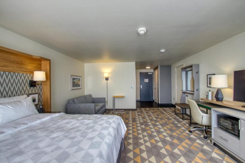Holiday Inn - Appleton by IHG - Image 2