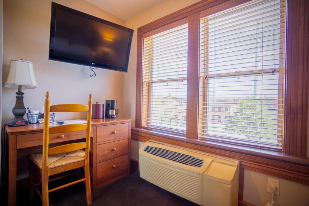 Nuk's Executive Suites - Image 2