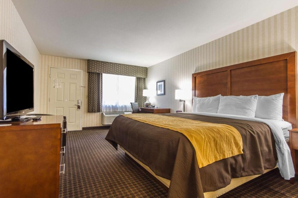 Quality Inn Half Moon Bay-Miramar Beach - Image 6