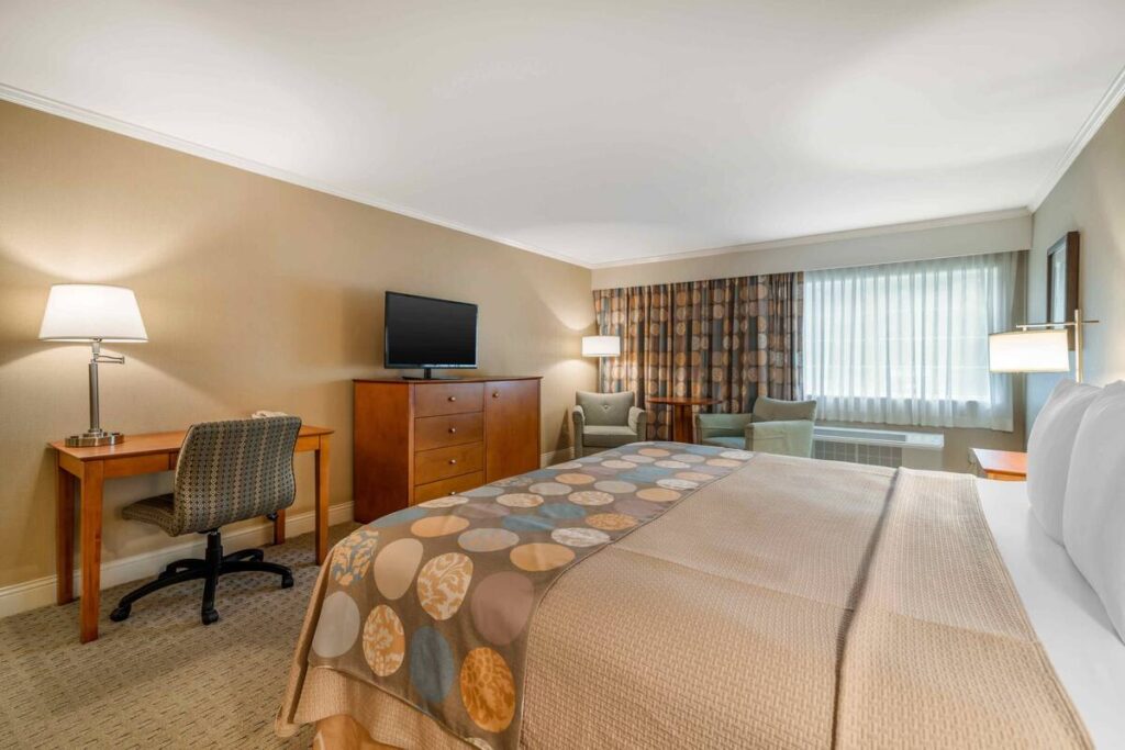 Gorges Grant Hotel - Image 2