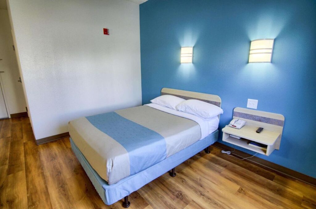 Motel 6-Portsmouth, NH - Image 2