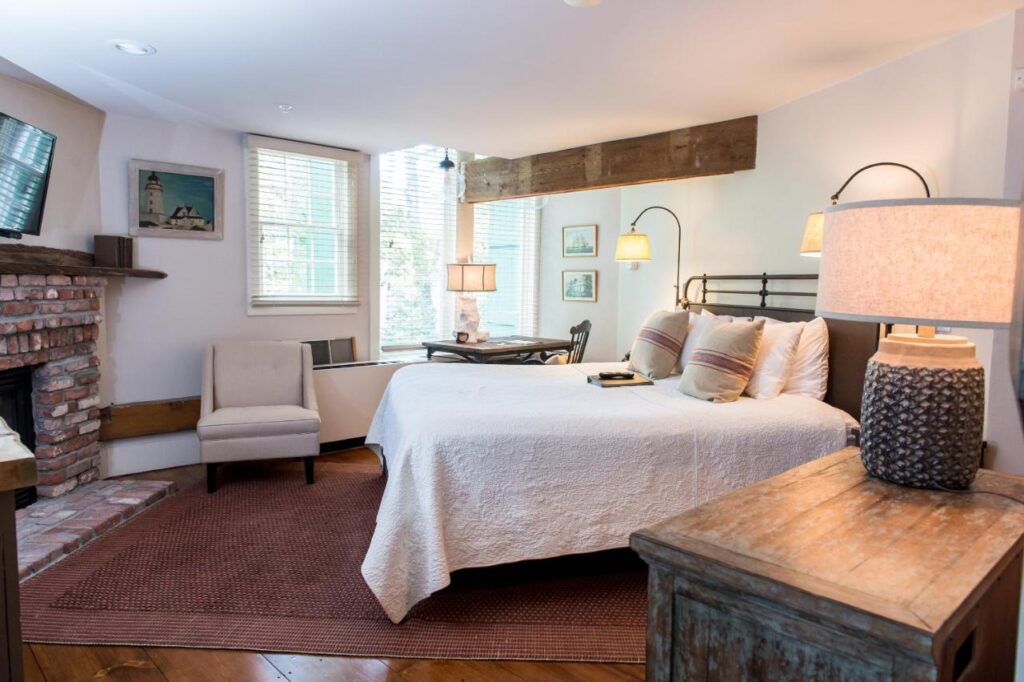 Three Chimneys Inn - Image 2