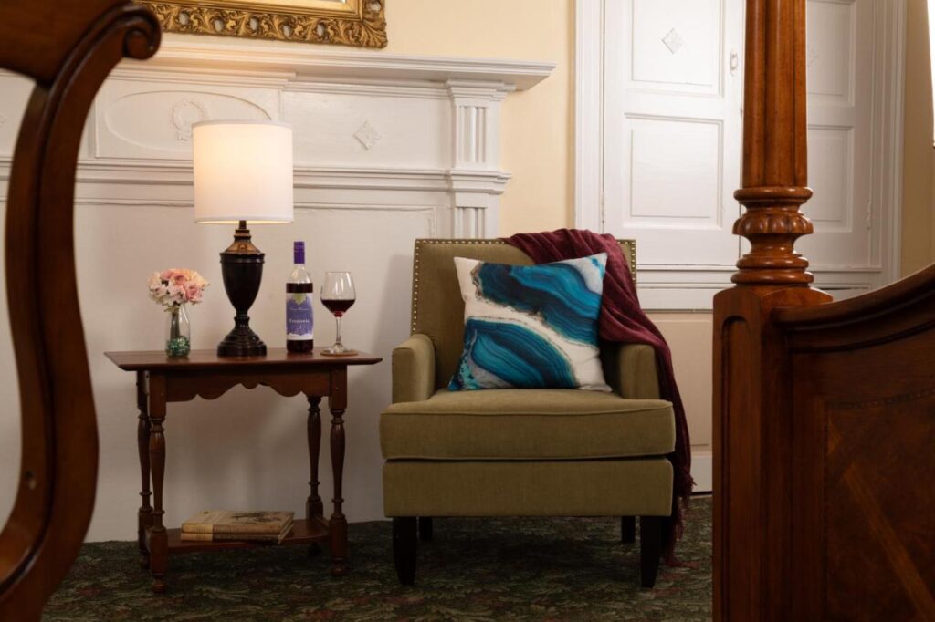 Carlisle House Bed and Breakfast - Image 6