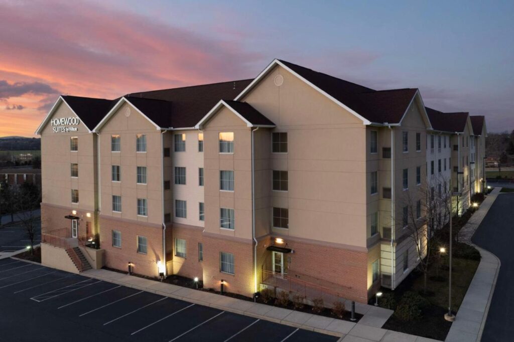 Homewood Suites by Hilton York - Image 1