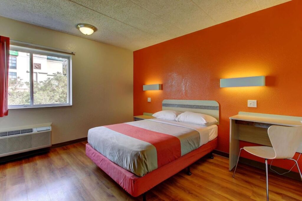 Motel 6-York, PA - North - Image 2