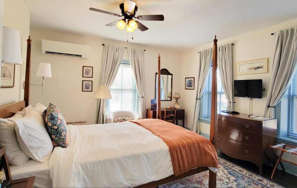 Pheasant Field Bed and Breakfast - Image 3