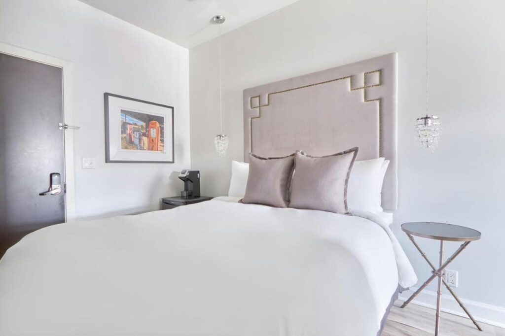 The Crescent Hotel Beverly Hills, Sonder by Marriott Bonvoy - Image 2