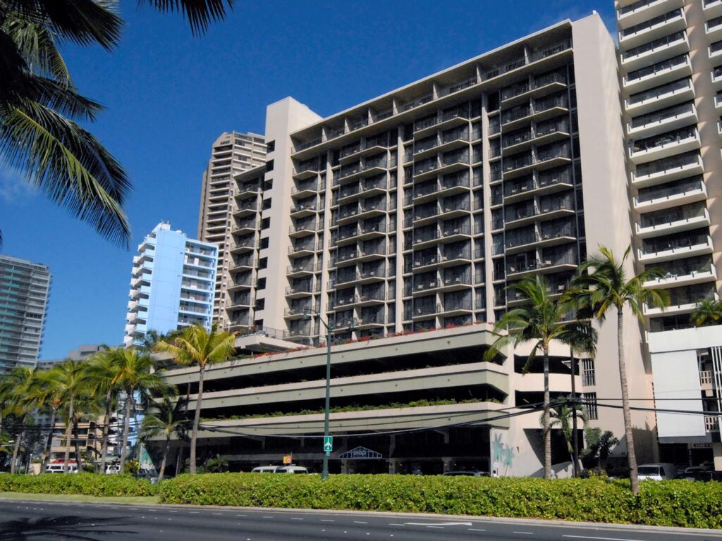 Aqua Palms Waikiki - Image 5