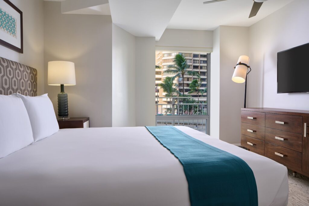 Ilikai Hotel & Luxury Suites - Image 5
