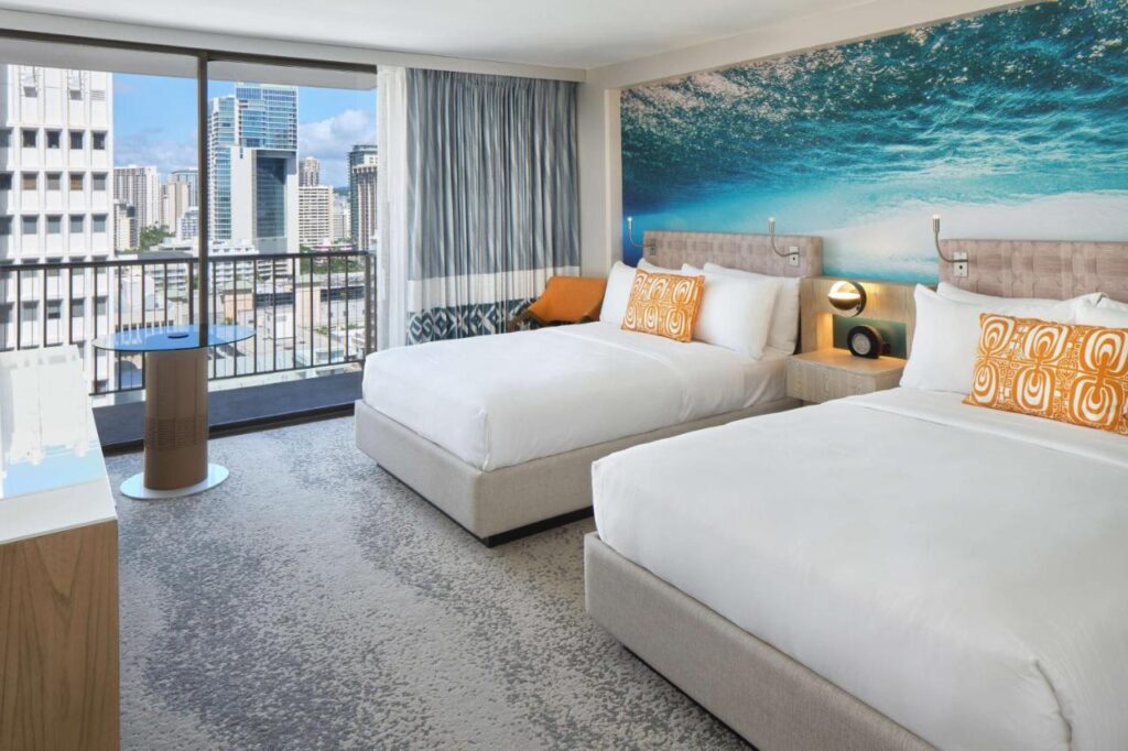 OUTRIGGER Waikiki Beachcomber Hotel - Image 3