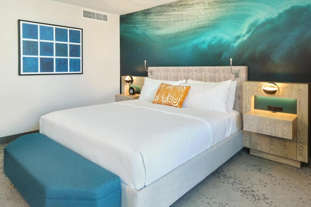 OUTRIGGER Waikiki Beachcomber Hotel - Image 5
