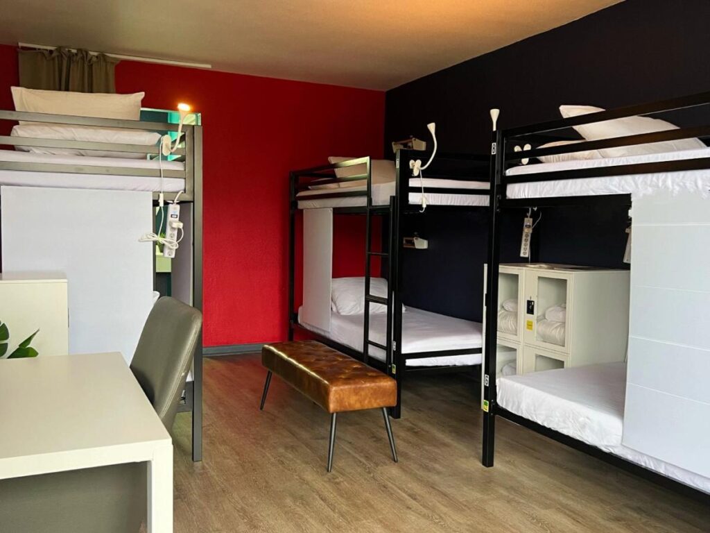 Bposhtels Houston - Image 4