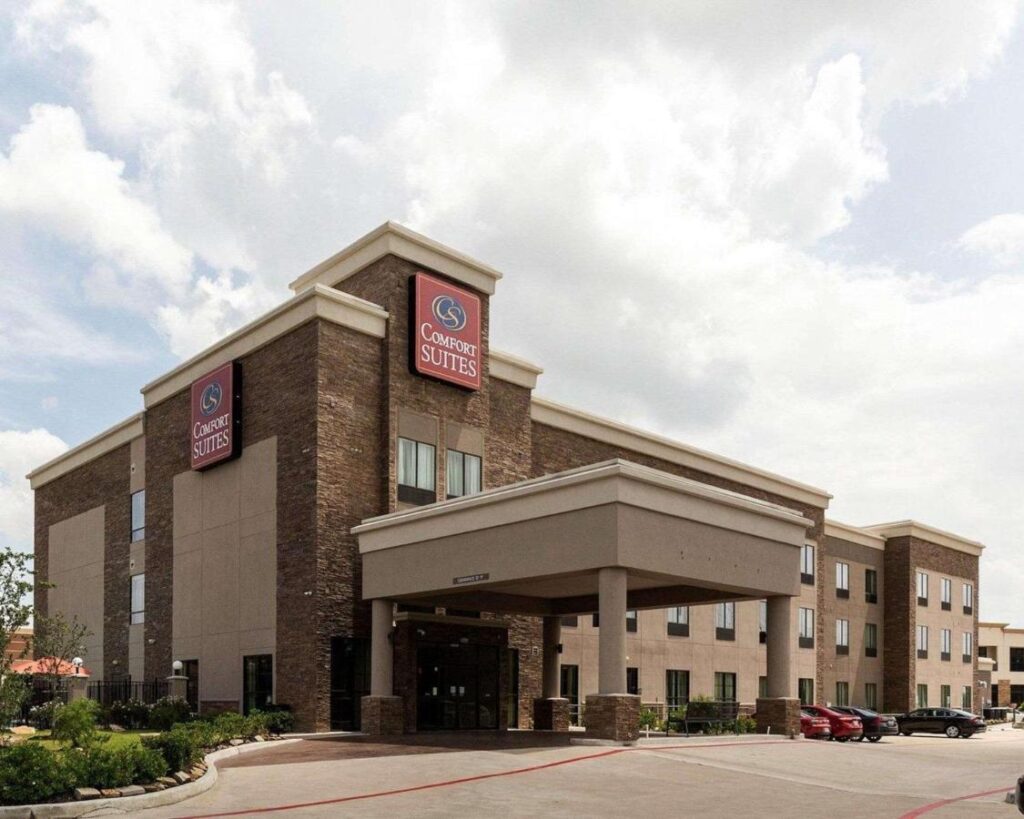 Comfort Suites near Westchase on Beltway 8 - Image 1