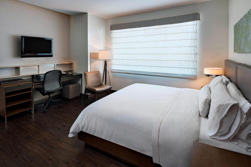 Element by Marriott Houston Vintage Park - Image 2