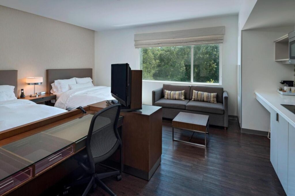 Element by Marriott Houston Vintage Park - Image 4
