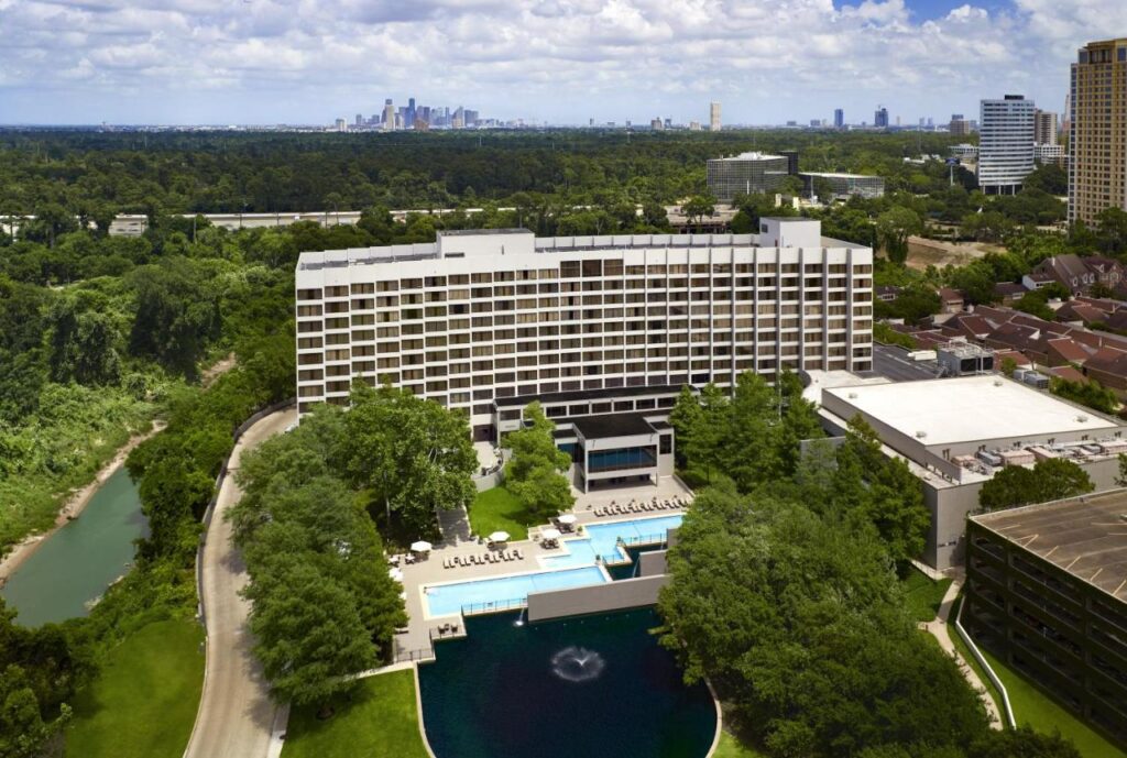 Omni Houston Hotel - Image 1