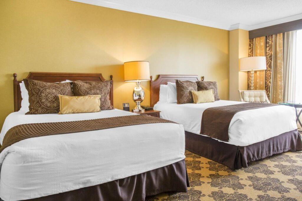 Omni Houston Hotel - Image 2