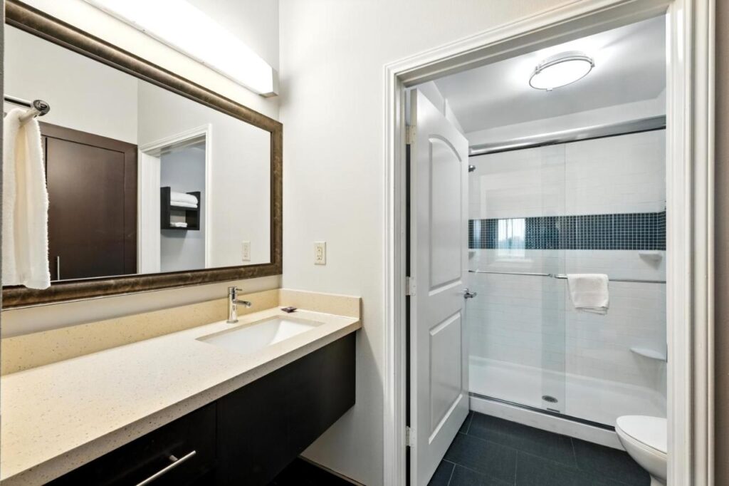 Relux at Westchase - Image 2
