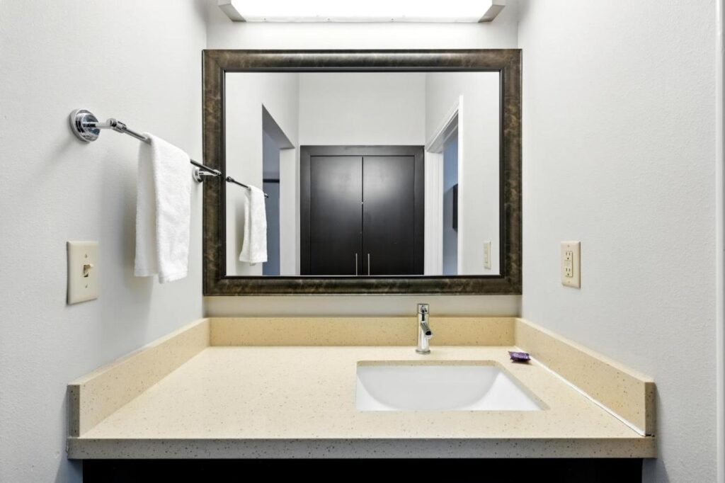 Relux at Westchase - Image 6