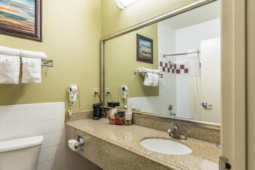 Studio 6 Suites Houston, TX - Spring - Image 2