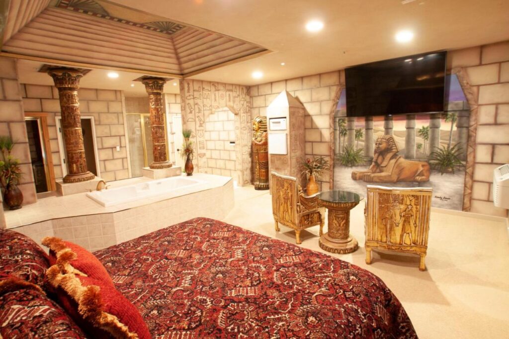Destinations Inn Theme Rooms - Image 5