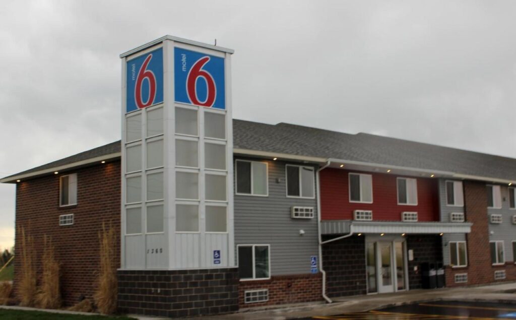 Motel 6 Rexburg, ID - Image 1